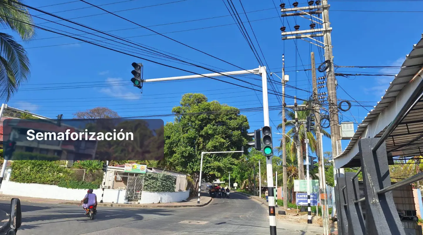 Sistema semafórico de EMDESAI en San Andrés Isla